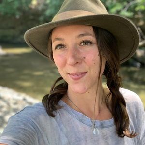 Meet your Posher, Haley